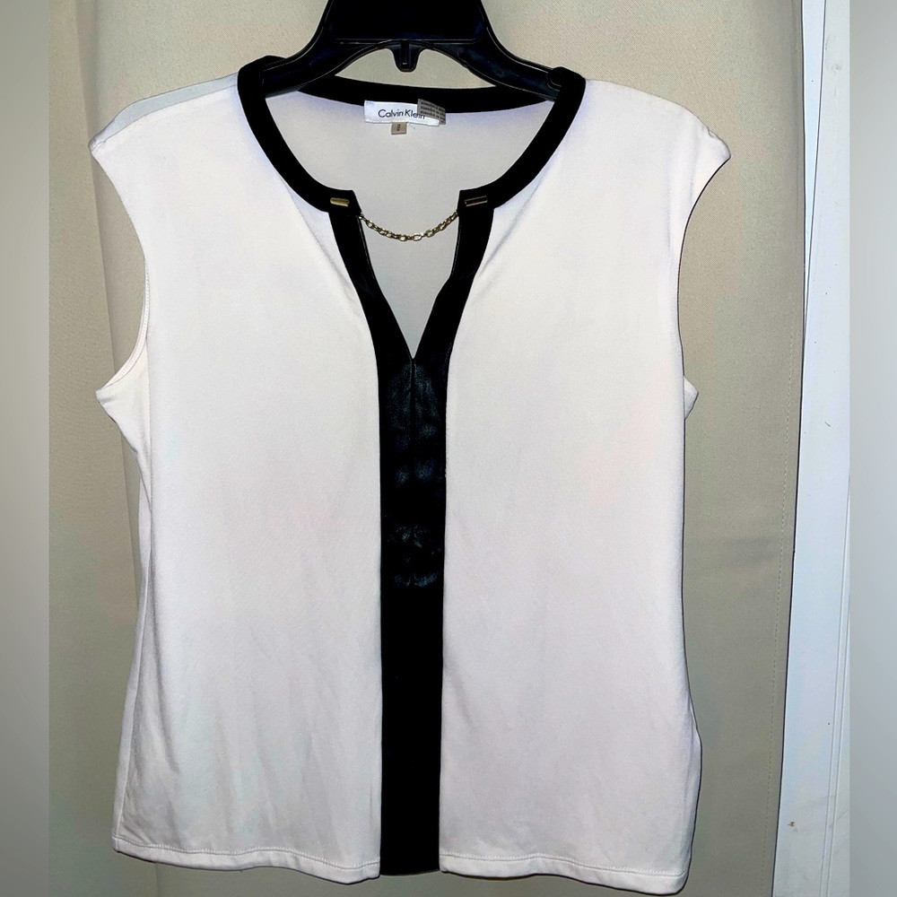 Beautiful Calvin Klein size medium